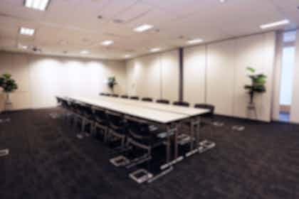 Meeting Room 26EF 6